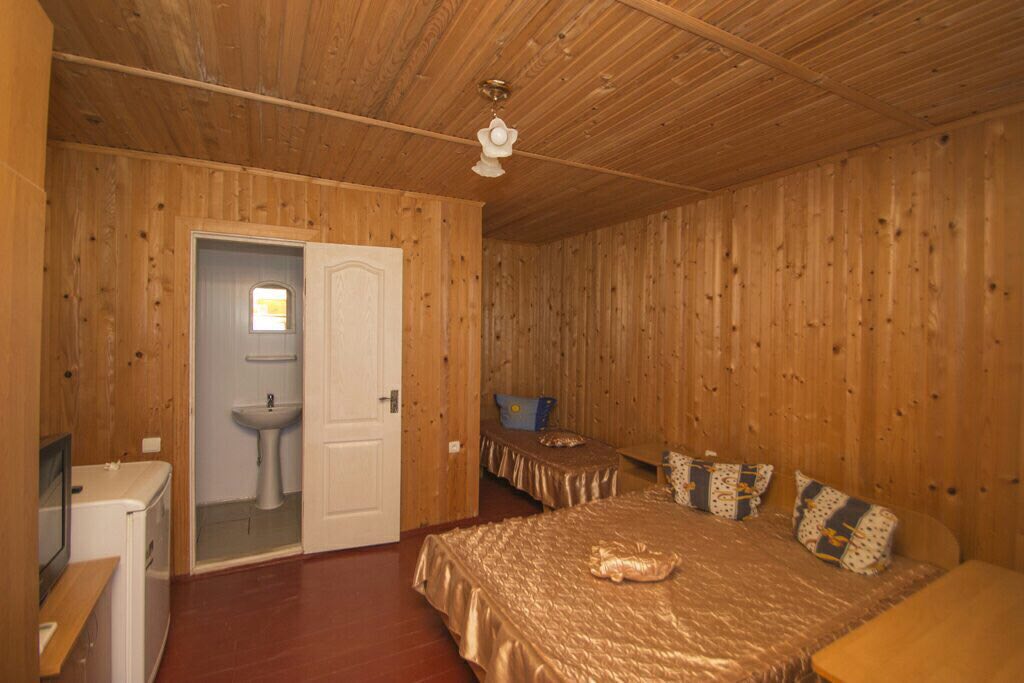 Image 0 02 05 c1b6c80d4e693322b87aa38fd8051308b1cb1ddfd144feccf2a7f48f94b795a8 V